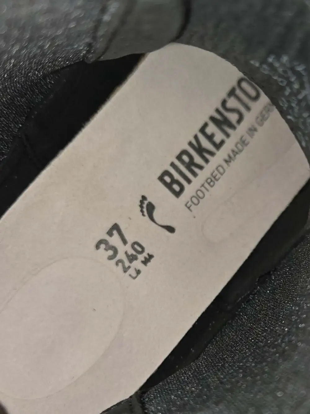 Birkenstock Bend Chelsea Boots in Black Natural Leather unisex W6 M4